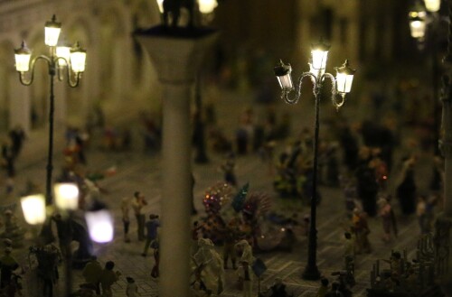Miniaturwunderland_Venice_Venedig_Weltkulturerbe_MiWuLa_Modellbahn_H0-_nachts_Carneval-2.jpg