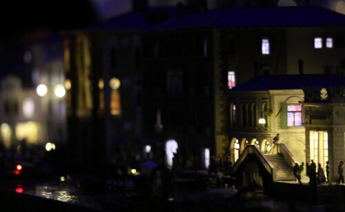 Miniaturwunderland_Venice_Venedig_Weltkulturerbe_MiWuLa_Modellbahn_H0-_nachts_Carneval_a-2.jpg