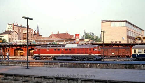 DR 132 Lübeck Hauptbahnhof Zonenzug (1)