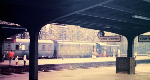 Köln Mühlheim 1984 V36 BR 236 historischer Zug