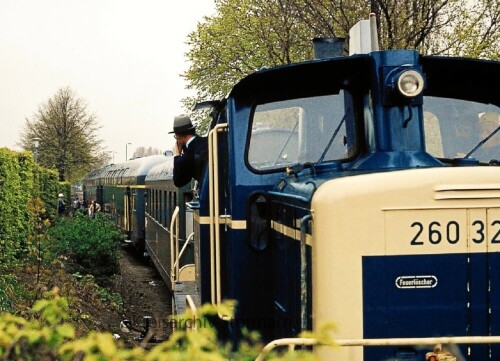 Lübeck Hafen Rundfahrt mit dem Zug 1980 BR 260 320 Hechtwagen DAB & Doppelstckwagen LBE (3)