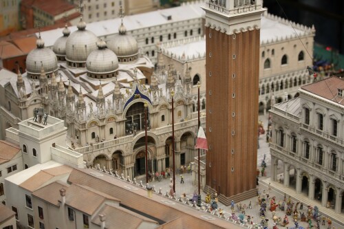 Miniaturwunderland_Vebice_Venedig_Weltkulturerbe_MiWuLa_Modellbahn_H0_cd-3.jpg