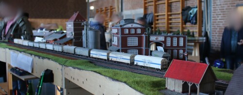 k Altenholz Fahrtag Modulanlage Märklin H0 20250102 Bahnhof (1)