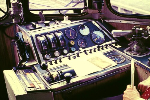 ET 430 ET 30 111 Führerstand Bedienung Fahrhebel Instrumente Neubeckum Bahnhof 1984 Sonderfahrt purp