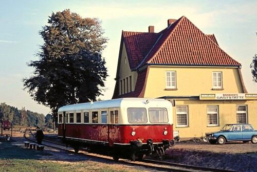 Neuenkirchen Bahnhof 1976 Triebwagen DT 1 Kopie