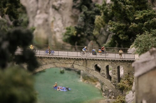 Miniaturwunderland_France_Gebirge_Berge_Frankreich_MiWuLa_Modellbahn_H0-13f.jpg