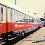 Buckelspeisewagen_Panoramawagen_Dome_Car_TEE_Trans_Europ_Express_Rheingold_1969_Freiburg_Bahnhof