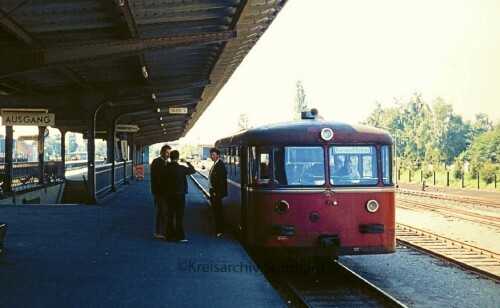 travemünde bahnhof 1974 Schienenbus nach Niendorf VT 798 (1)