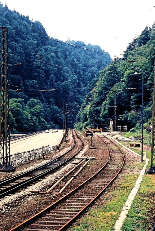 Höllentalbahn Hirschsprung Bahnhof Signal Oberleitung 1967 Weichen Gleisanlagen (6)
