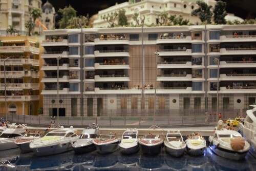 Monaco_Luxusyachten_Miniaturwunderland_Miwula_H0_Modellanlage_Modellbau-54.jpg