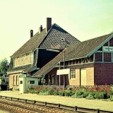 Bahnhof_Niendorf_Ostsee_1974_Travemunde_LBE_Schienenbus_VT_798_Uerdinger-4
