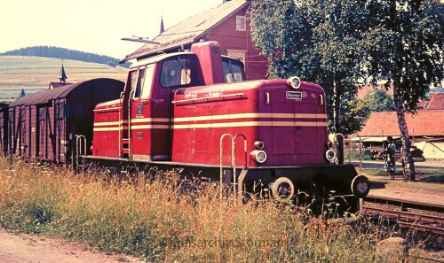 Gmeinder D 65 Br 565 schwaebische alb bahn V 70.01 Furtwangen Bahnhof 1967 V 60 BR 260 (2)