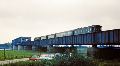 1969 BR 03 Hechtwagen Lauenburg Elbbrücke Bahnhof (1)