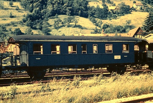 Ottenhöfen Bahnhof 1972 Waggon historischer Zug SWEG Südwestdeutsche Landesverkehrs GmbH achertalbah