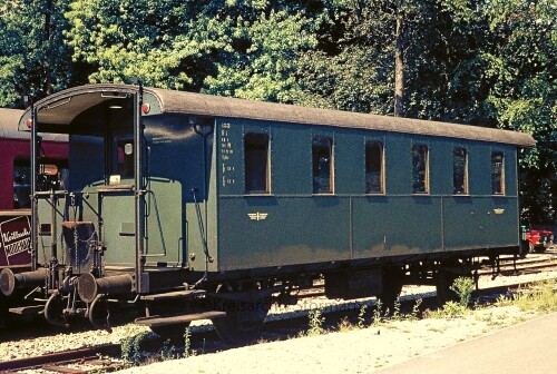 Ottenhöfen Bahnhof 1972 Waggon historischer Zug SWEG Südwestdeutsche Landesverkehrs GmbH achertalbah