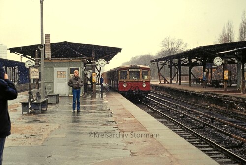 Berlin Bahnhof Charlottenburg S Bahn Bahnsteig Schwerdtfeger 1984 Kopie