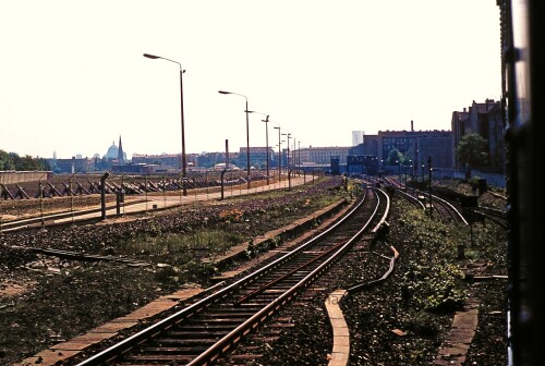 Berlin Gleise S Bahnhof Humboldthain und Nordbahnhof Berliner Mauer Kopie
