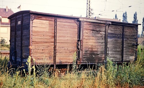 Bühl Bahnhof 1967 Schmalspurbahn Güterwagen Nebenbahn Privatbahn Baden Württemberg a