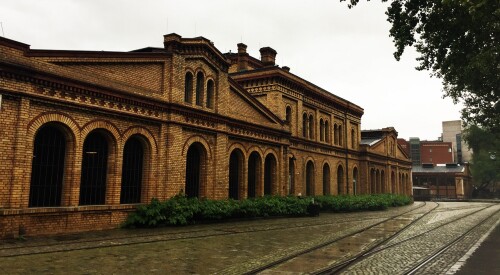 BW Lokschuppen Drehscheibe Gelbklinker Verkehrsmuseum Berlin außen (4)