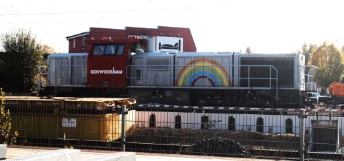 MAK 1700 Schweerbau Schwerbau Regenbogen Schwarzenbek Bahnhof Modernisierung 2024 Nov Dez Bahnsteigd