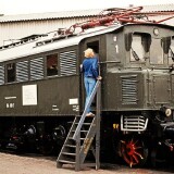 BR_104_018_E_04_DRG_1979_Bergedorf_Sud_Bahnhof_Jugendstil