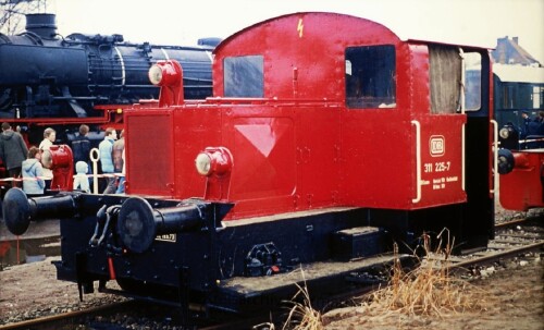 BR 311 255 7 1979 Bergedorf Süd Bahnhof Jugendstil