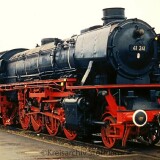 BR_41_241_1984_Bergedorf_Sud_Bahnhof_Jugendstil