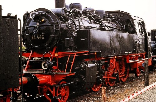 BR 64 446 1979 Bergedorf Süd Bahnhof Jugendstil