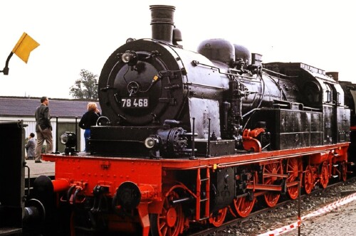 BR 78 468 1979 Bergedorf Süd Bahnhof Jugendstil