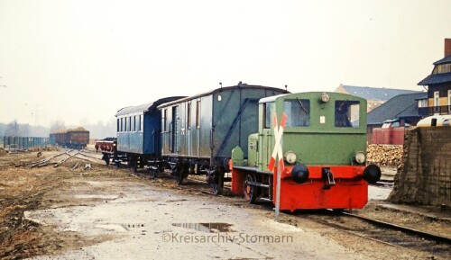 Geesthacht Bahnhof 1981 Sonderfahrt Nostalgie Zug (1)