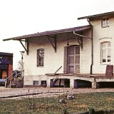Reinbek_Bahnhof_1967_GuterschuppenStellwerk