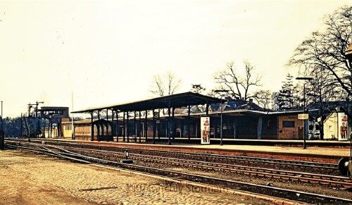 Reinbek Bahnhof 1967 neues Empfangsgebäude a (3)