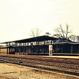 Reinbek_Bahnhof_1967_neues_Empfangsgebaude_a-3