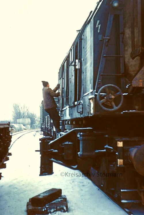 Dampfkran schwerer Schwerlastkran Begleitwagen DB Deutsche Bundesbahn 1970 Billwerder Moorfleet Kabe
