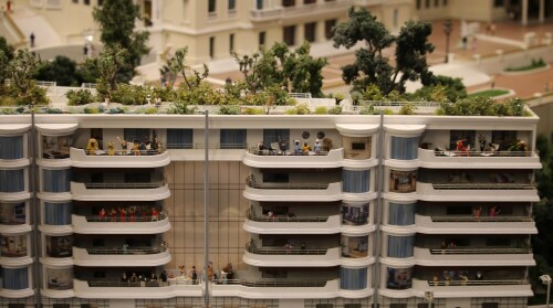 Monaco_Miniaturwunderland_Balkone_Miwula_Formel-1_Fans-12.jpg