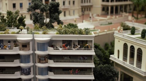 Monaco_Miniaturwunderland_Balkone_Miwula_Formel-1_Fans-14.jpg