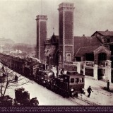 Berliner_Bahnhof_Hamburg_Zug_fahrt_vorbei_auf-der_Verbindungsbahn_1904_a-2