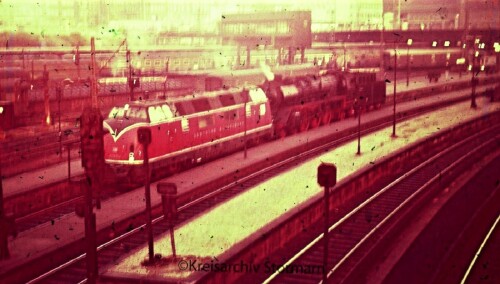 Hamburg Hauptbahnhof Hbf 1965 BR 01 V 200 Deutsche Bundesbahn a (2)
