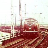 Hamburg_Hauptbahnhof_Hbf_1966_V_200_109_D-Zug_Niederlande_Skandinavien-Express