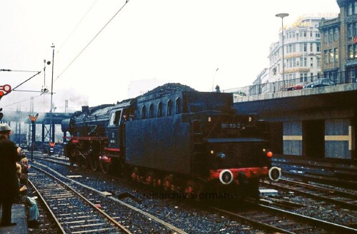 Hamburg Hauptbahnhof Hbf 1973 BR 01 150 2 (1)