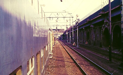 Hamburg Hauptbahnhof Hbf 1984 Lübeck Büchener Eisenbahn V 200 Hochbahn a (1)