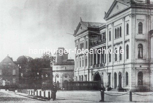Altona_Bahnhof_1871_spateres_Rathaus-2.jpg