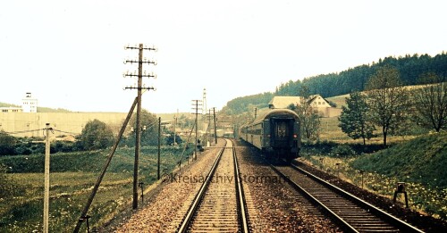 Schwarzwaldbahn_Villingen_Triberg_Bahnstrecke_Eisenbahn_1972_aa.jpg