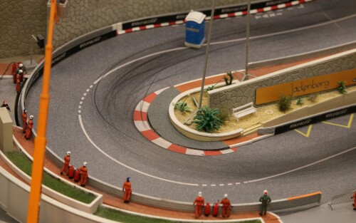 Monaco_Miniaturwunderland_Loews_Kurve_im_modell_H0_Formel_1_1zu87_2024-1.jpg