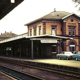 Villingen_Bahnhof_Empfangsgebaude_Bahnhofsgebaude_Schwarzwaldbahn_Bahnstrecke_Eisenbahn_1972_a