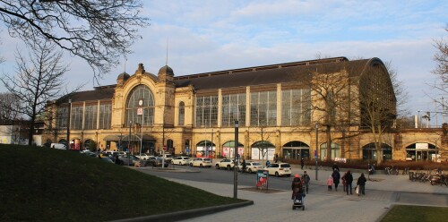 Bahnhof Dammtor Hamburg 2025 Hamburg Rotherbaum Planten un Bloomen Gebäude (4)