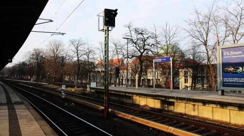 Bahnhof Dammtor Hamburg 2025 Hamburg Rotherbaum Planten un Bloomen Gebäude (5)