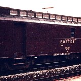 Bahnhof_Immendingen_SNCF_Waggon_Postwagen_Waggon_La-Poste_France_1972