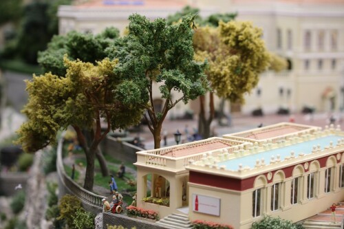 Monaco_Miniaturwunderland_im_modell_H0_Formel_1_1zu87_2024_Burg_Schlos_Kanonen-2.jpg