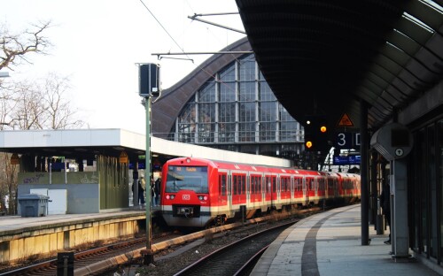 Z Bahnhof Dammtor Hamburg 2025 Hamburg Rotherbaum Planten un Bloomen (14)